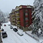 Madzharovi Daire