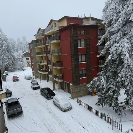 Madzharovi Appartement